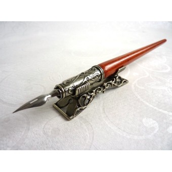 Trä kalligrafi penna, bläck och penna vila