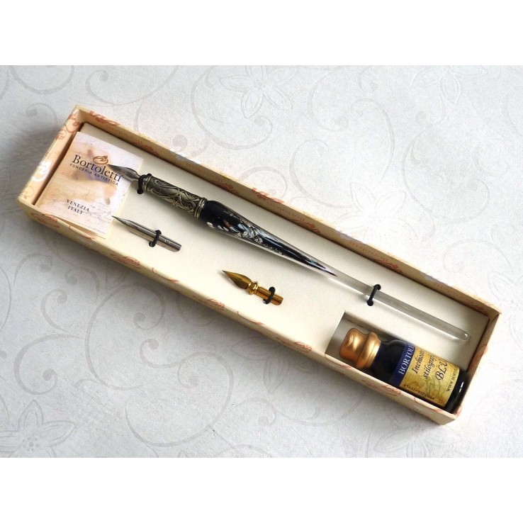 Hoja de plata de cristal Caligrafía Pluma y tinta