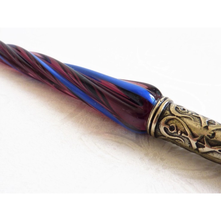 Penna calligrafica in vetro ritorto e pennino in vetro
