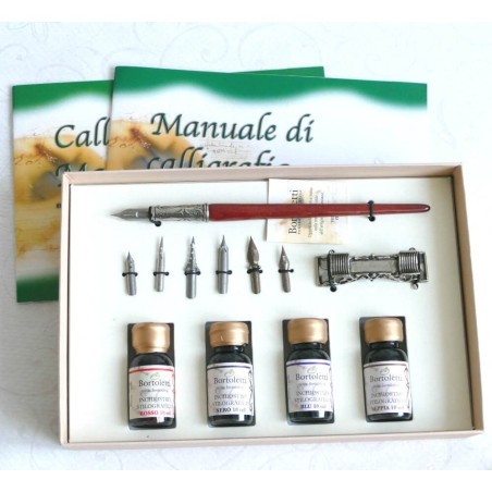 Houten pennenset met kalligrafie handleidingen