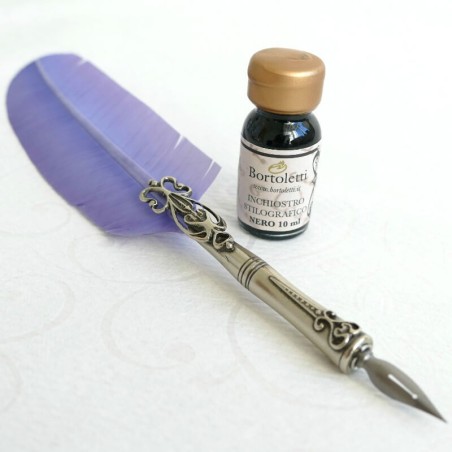 Gansfederstift, zwei Spitzen und Tinte