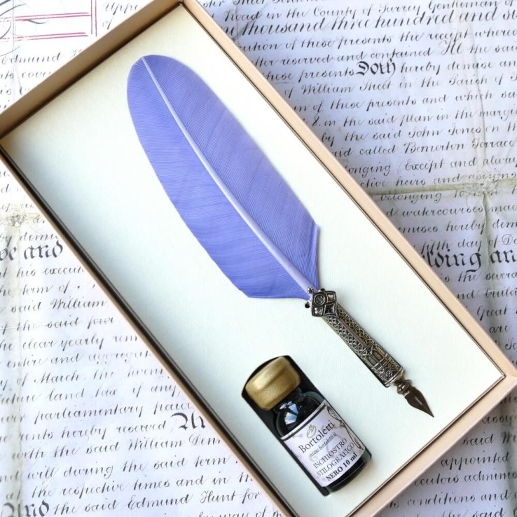 Overladen veerpen en inkt