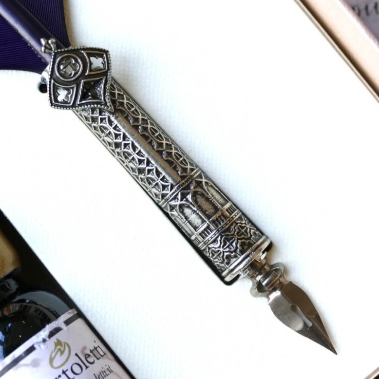 Overladen veerpen en inkt