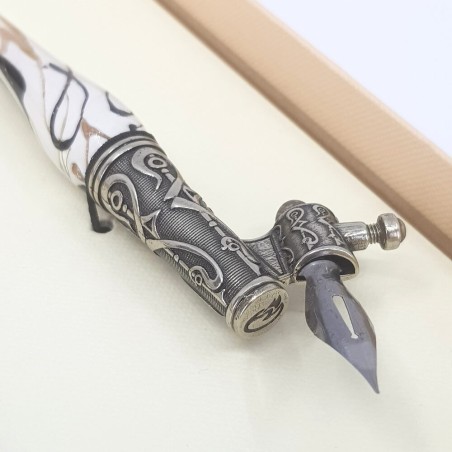 Skrå kalligrafisk pen - glas sølvblad