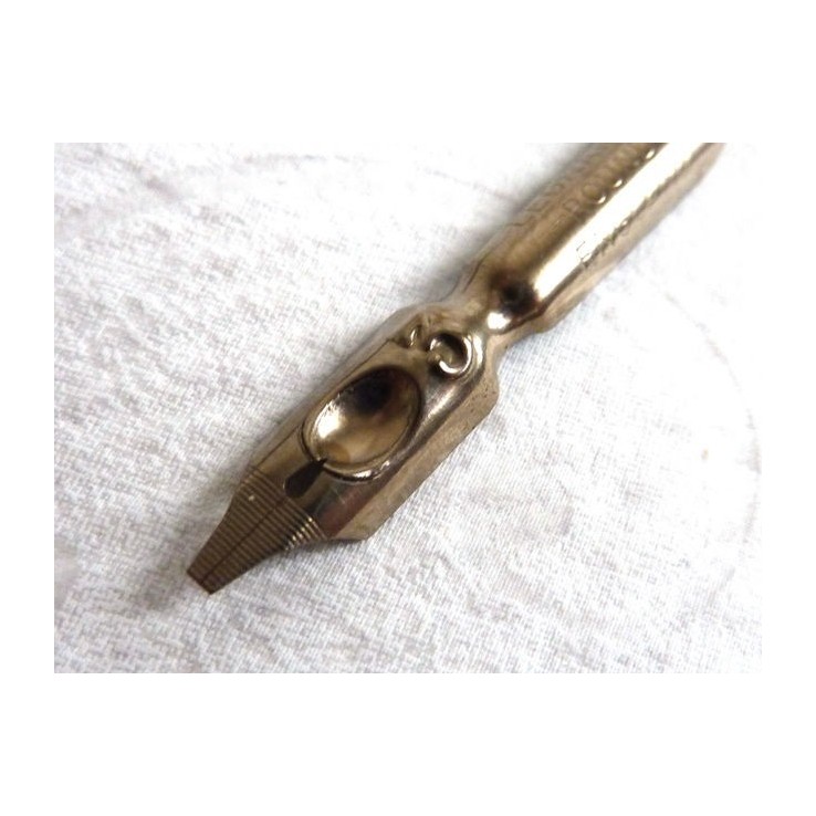 Round Hand nibs and reservoirs