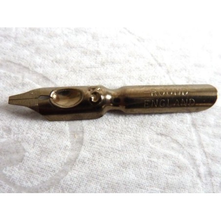 Rond kalligrafie penpunten en reservoirs